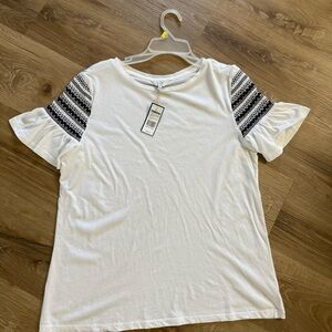 Crown & Ivy White T-Shirt with Navy Embroidered Sleeves